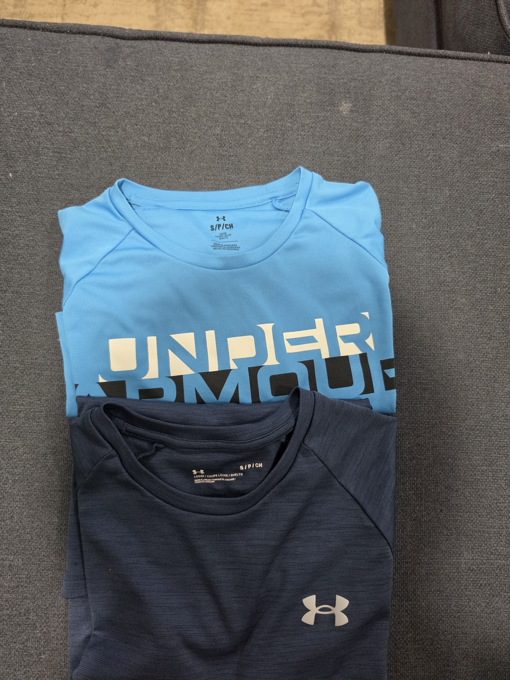 Under Armour Men's Short Sleeve Performance Tees in Light Blue and Navy